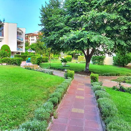 Sveti Vlas Marina Beach Apartment - Vega Village Extérieur photo