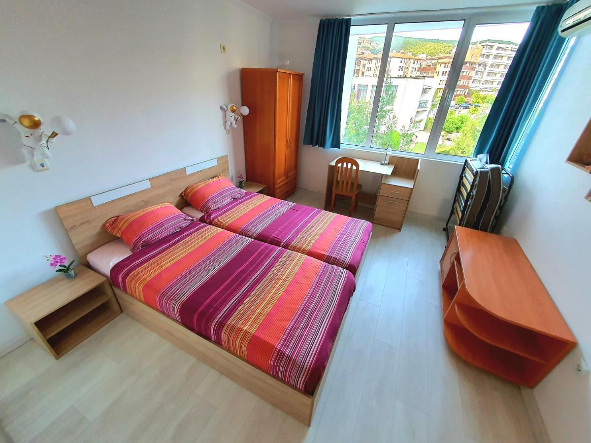 Sveti Vlas Marina Beach Apartment - Vega Village Extérieur photo