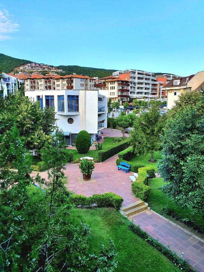 Sveti Vlas Marina Beach Apartment - Vega Village Extérieur photo