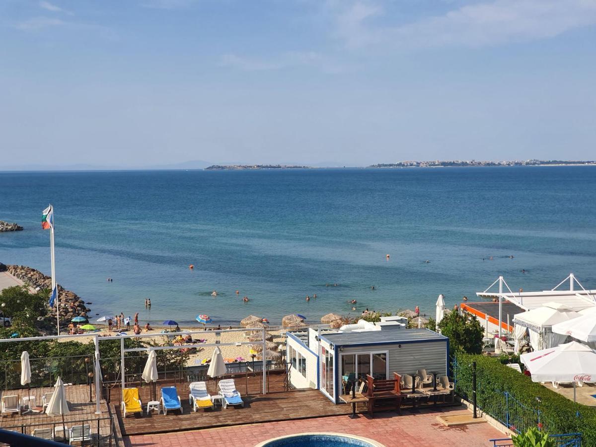 Sveti Vlas Marina Beach Apartment - Vega Village Extérieur photo